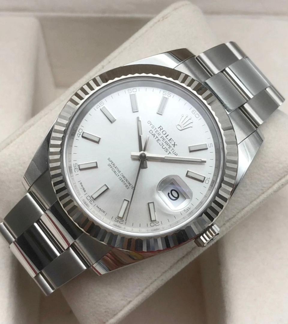 Rolex Datejust M126334-0009 , 41mm diameter, automatic, white dial, bar scale, classic bezel description